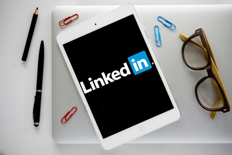 35+ Download Linkedin Mockup 2019&nbsp;Psd